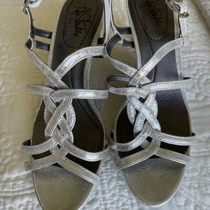 Dressy Silver Shoes, size 6.5, 2 inch heel, comfortable Lifestride Soft System
